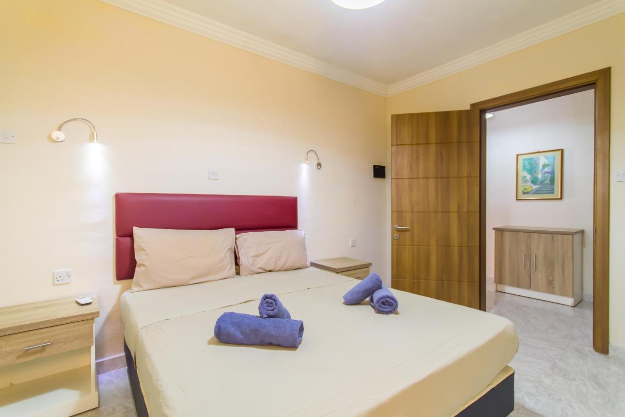 Pool & Sea Merill Apartments Mellieħa Eksteriør billede