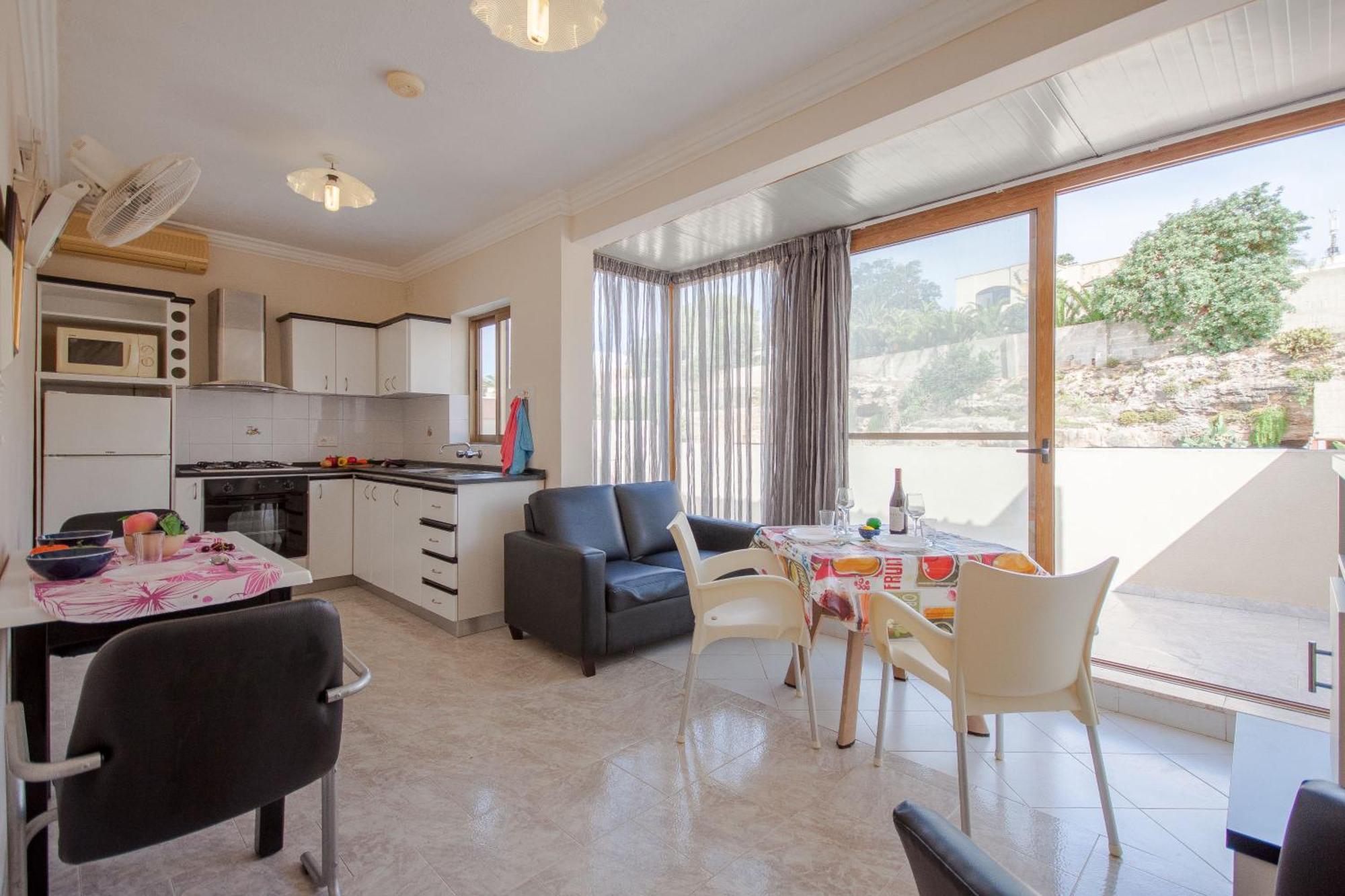 Pool & Sea Merill Apartments Mellieħa Værelse billede