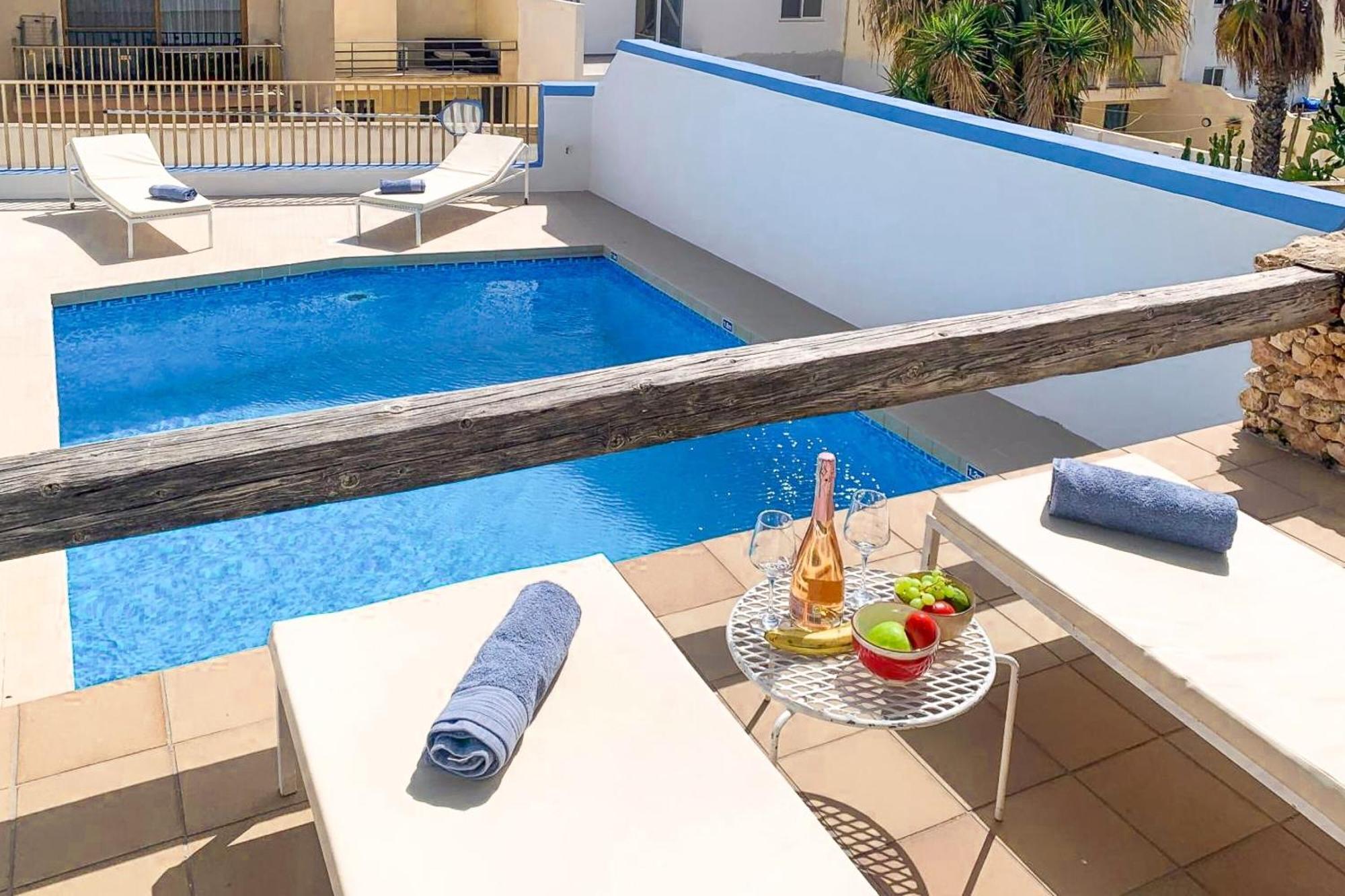 Pool & Sea Merill Apartments Mellieħa Eksteriør billede